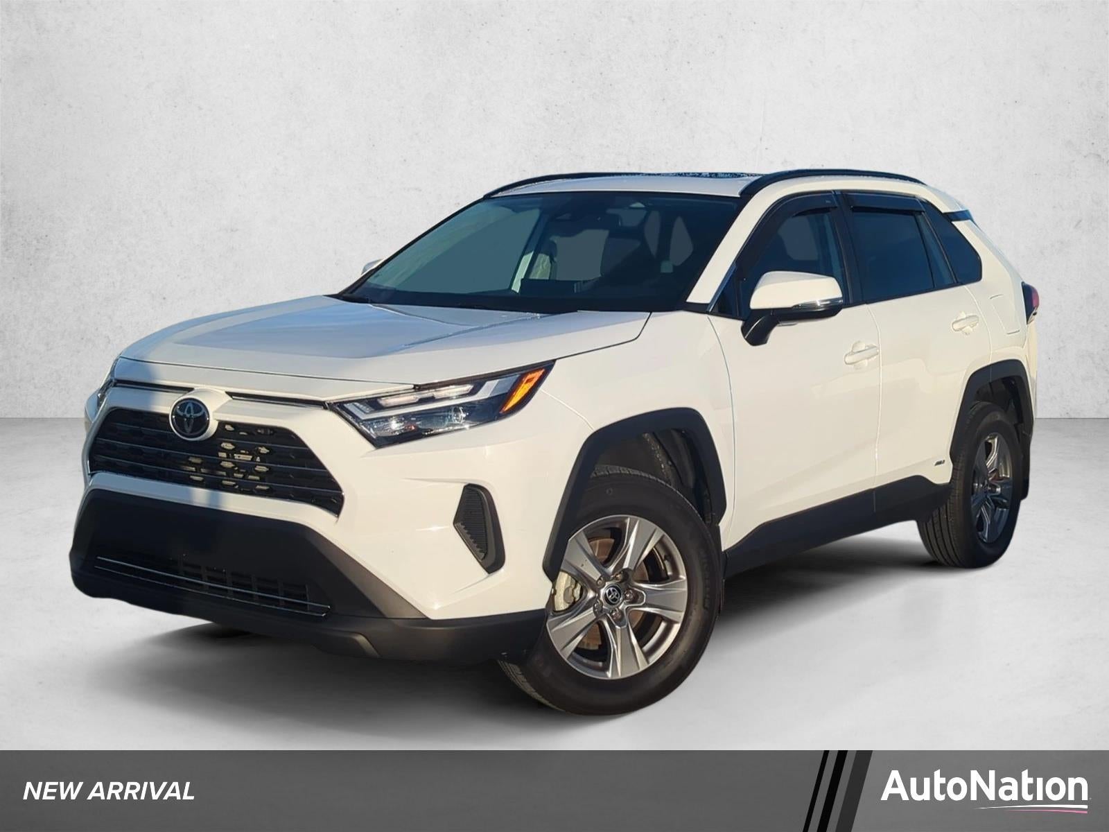 2025 Toyota RAV4 Hybrid XLE AWD (Natl)