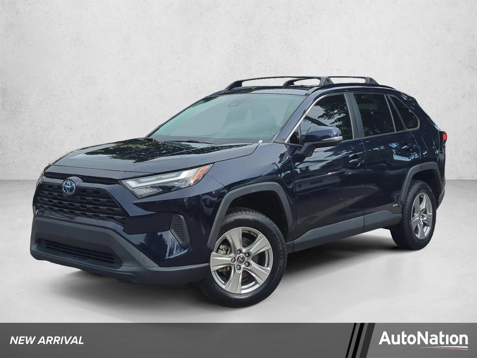 2022 Toyota RAV4 Hybrid XLE AWD (Natl)
