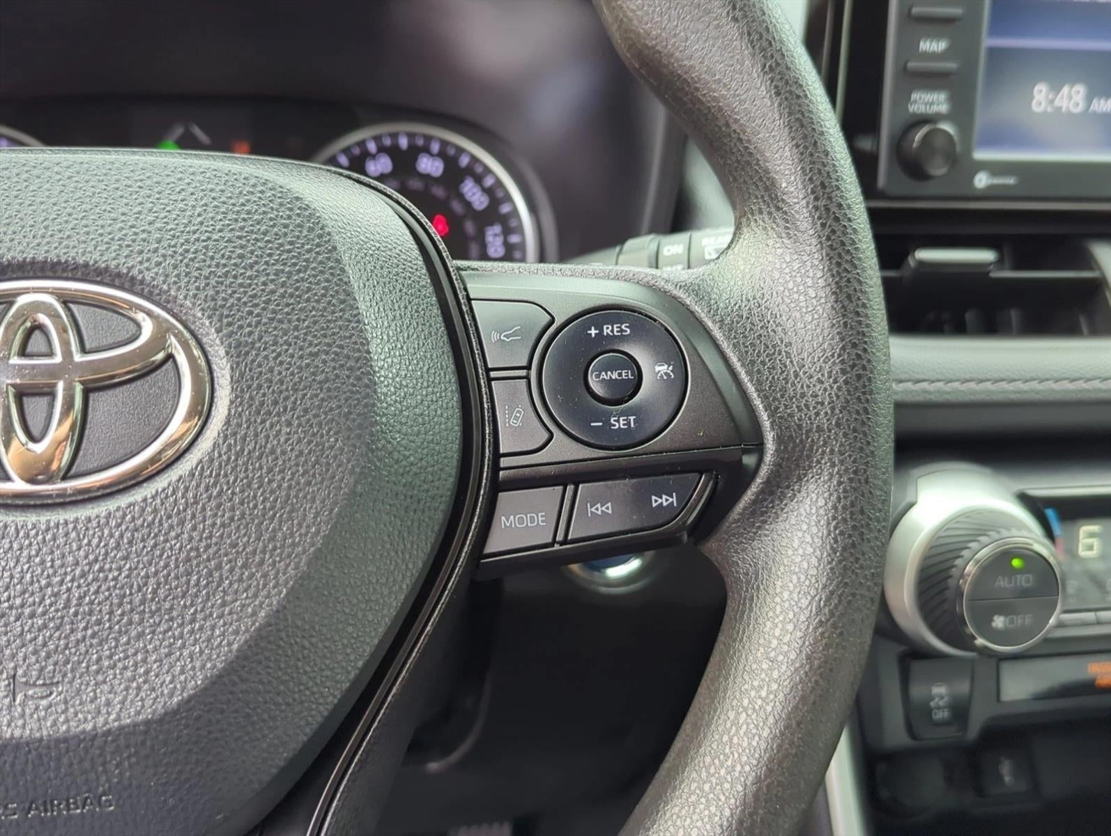 2022 Toyota RAV4 Hybrid XLE AWD (Natl)