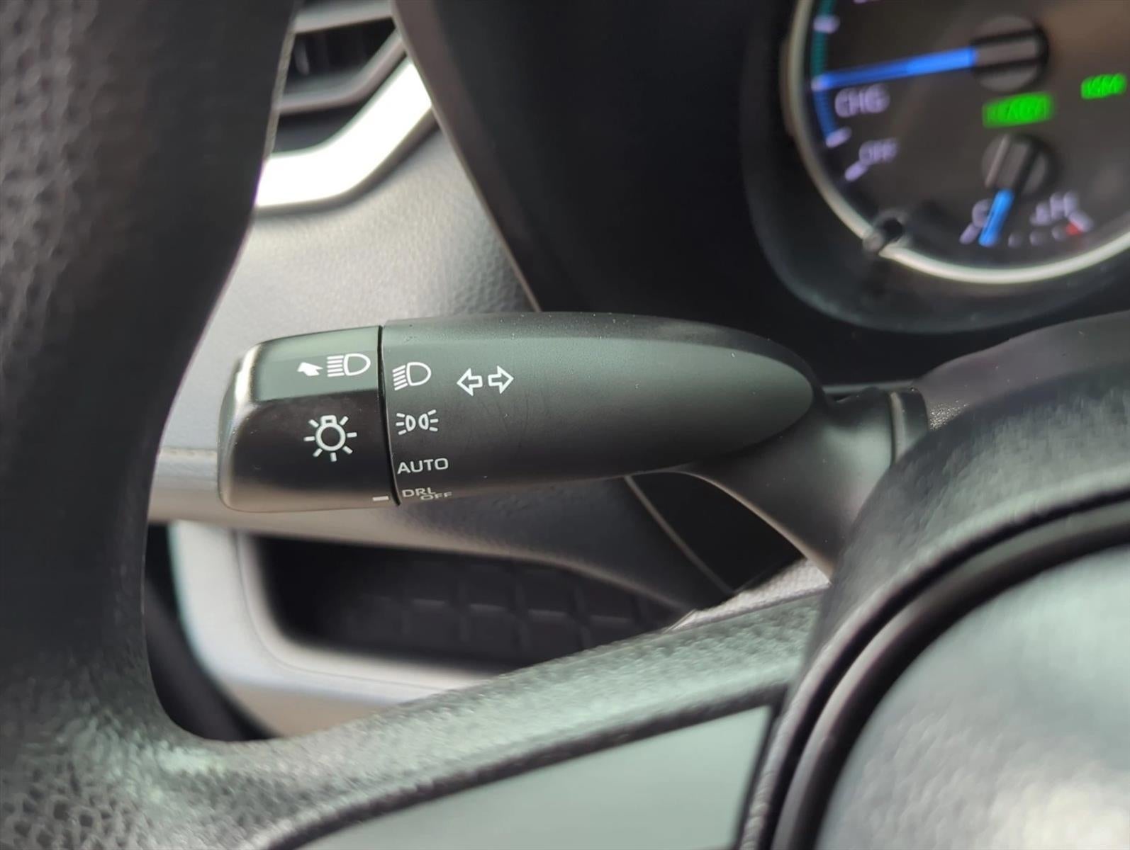 2022 Toyota RAV4 Hybrid XLE AWD (Natl)
