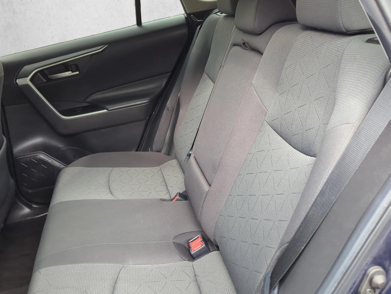 2022 Toyota RAV4 Hybrid XLE AWD (Natl)