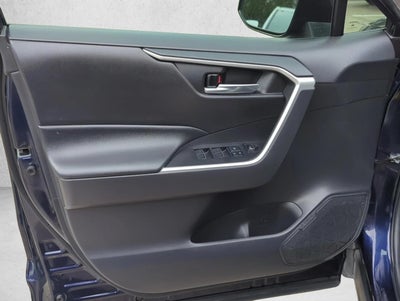 2022 Toyota RAV4 Hybrid XLE AWD (Natl)