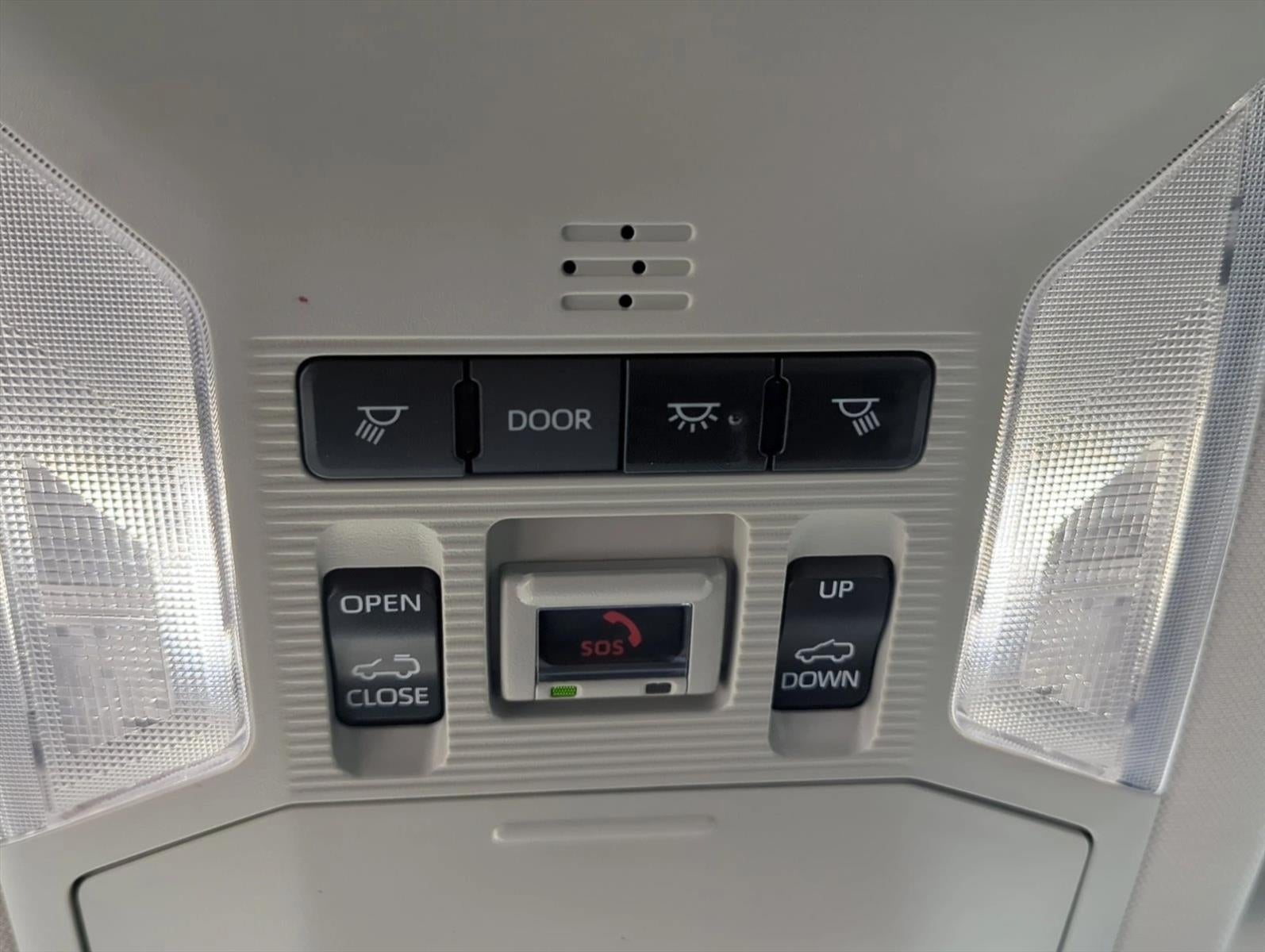 2024 Toyota RAV4 Hybrid XLE AWD (Natl)