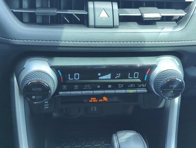 2025 Toyota RAV4 Hybrid XLE AWD (Natl)