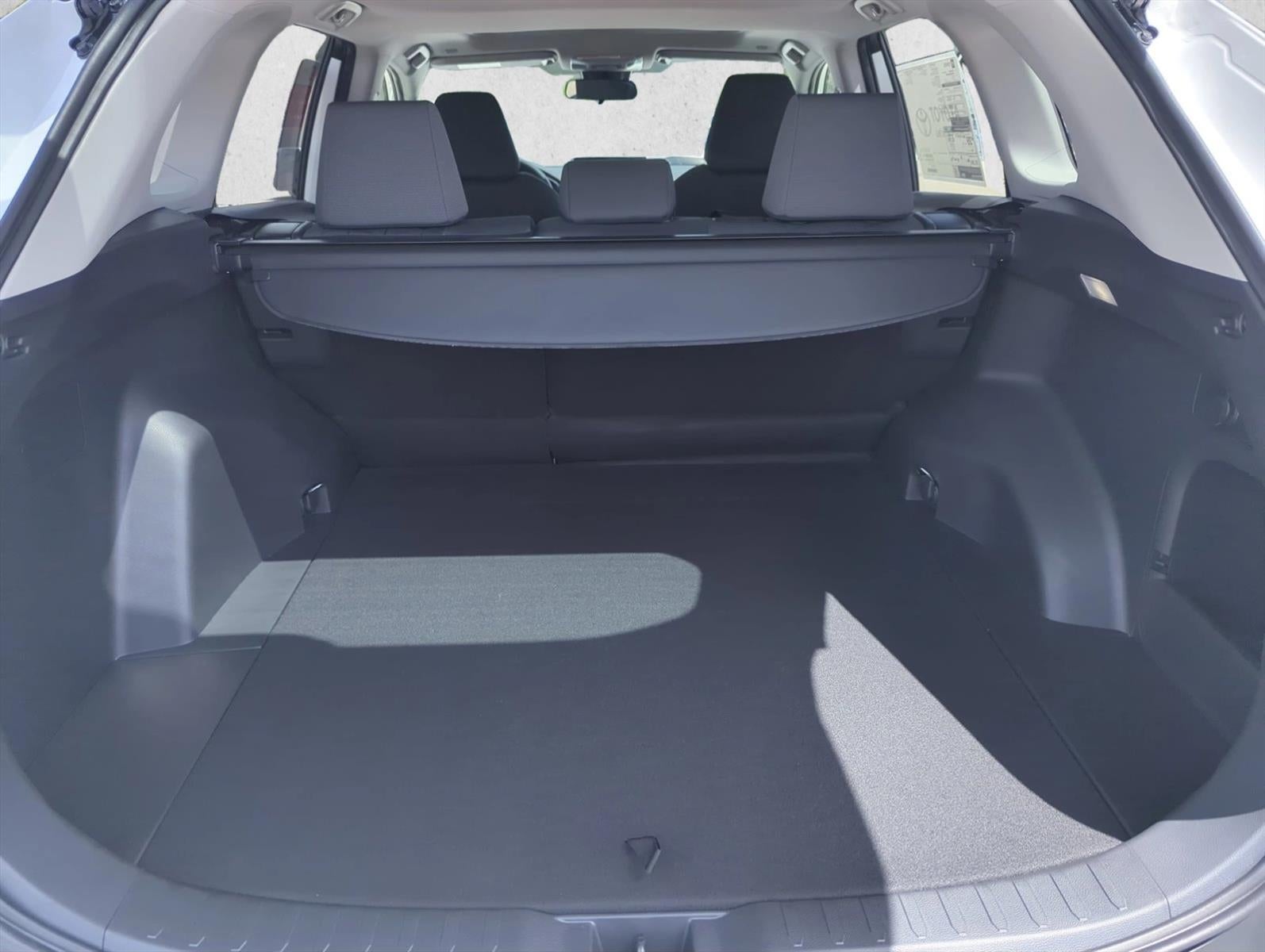 2025 Toyota RAV4 Hybrid XLE AWD (Natl)