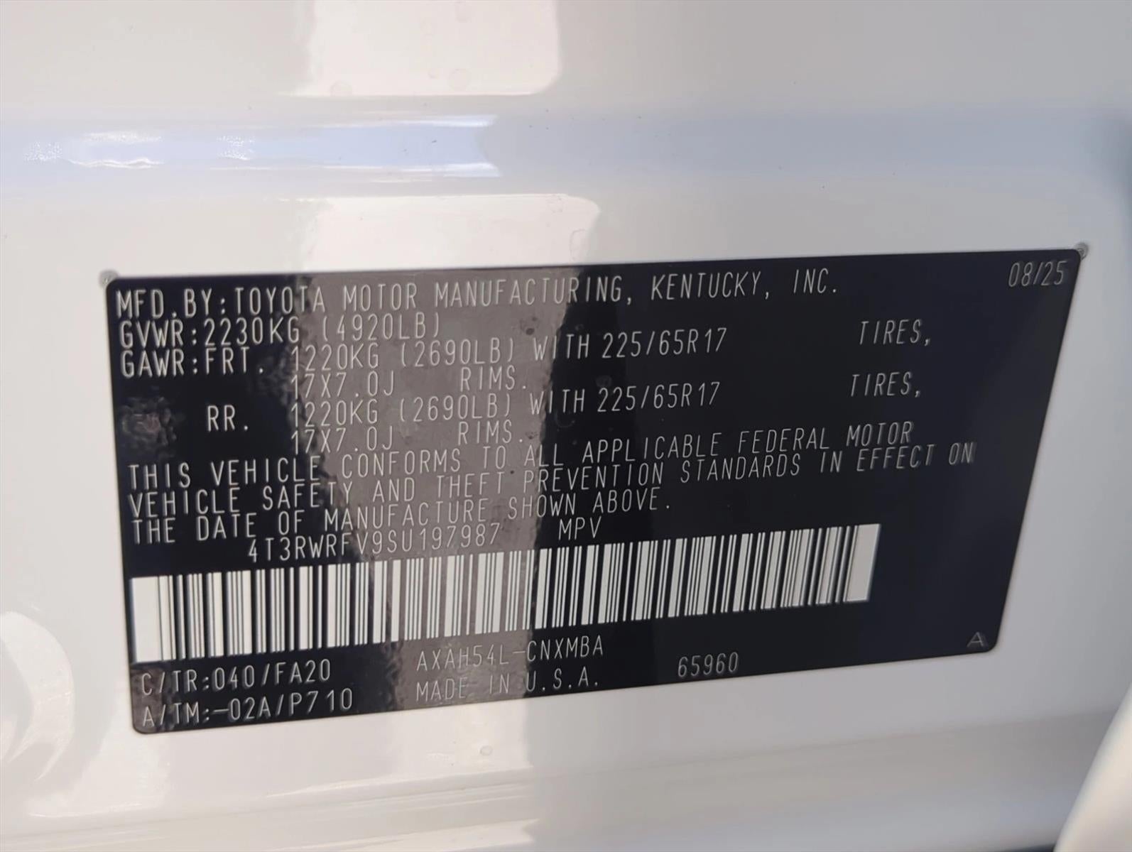 2025 Toyota RAV4 Hybrid XLE AWD (Natl)