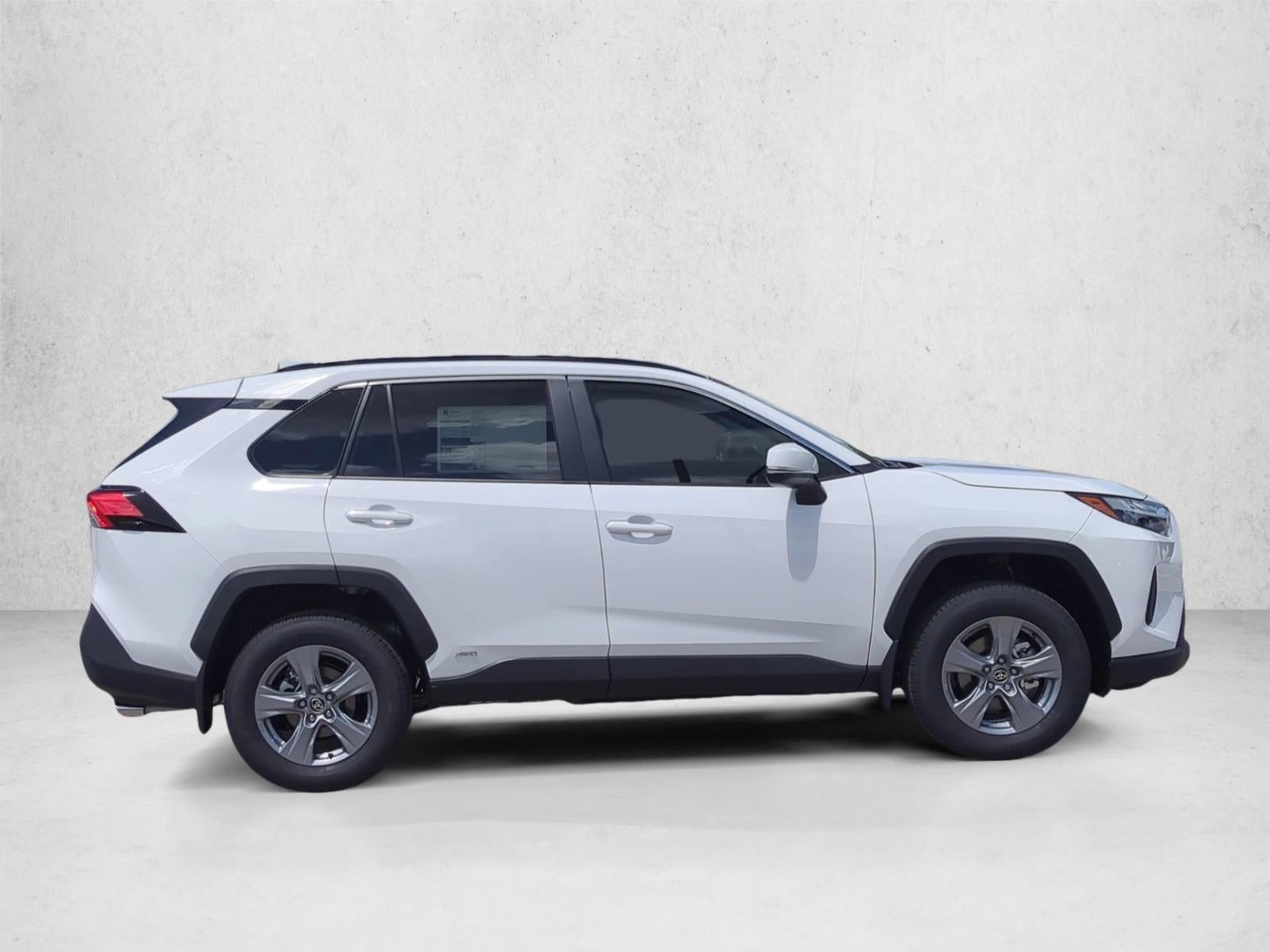 2025 Toyota RAV4 Hybrid XLE AWD (Natl)