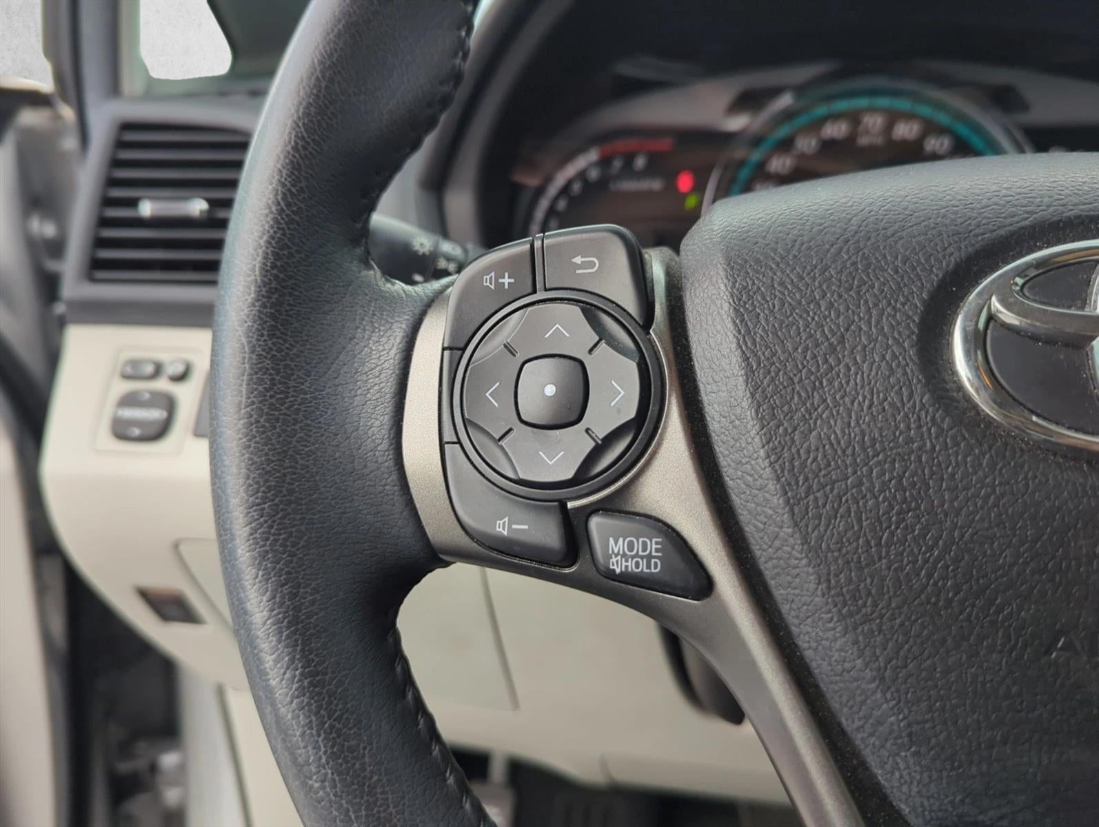 2015 Toyota Venza 4dr Wgn V6 FWD XLE (Natl)