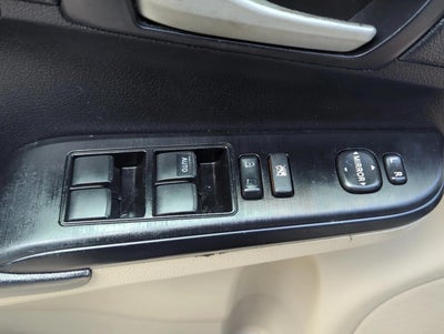 2012 Toyota Camry 4dr Sdn I4 Auto LE (Natl)