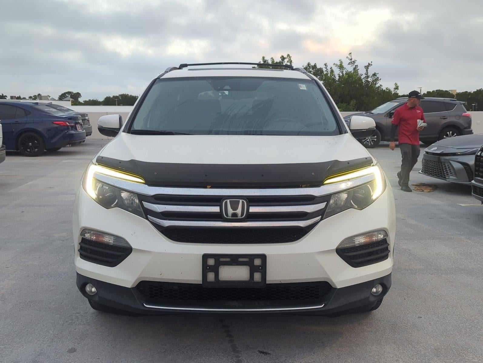 2017 Honda Pilot Elite AWD