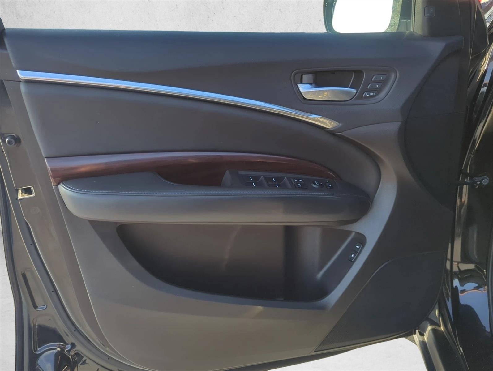 2016 Acura MDX FWD with Advance Package
