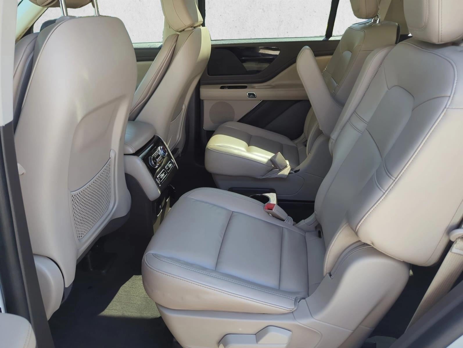 2024 Lincoln Aviator Premiere RWD