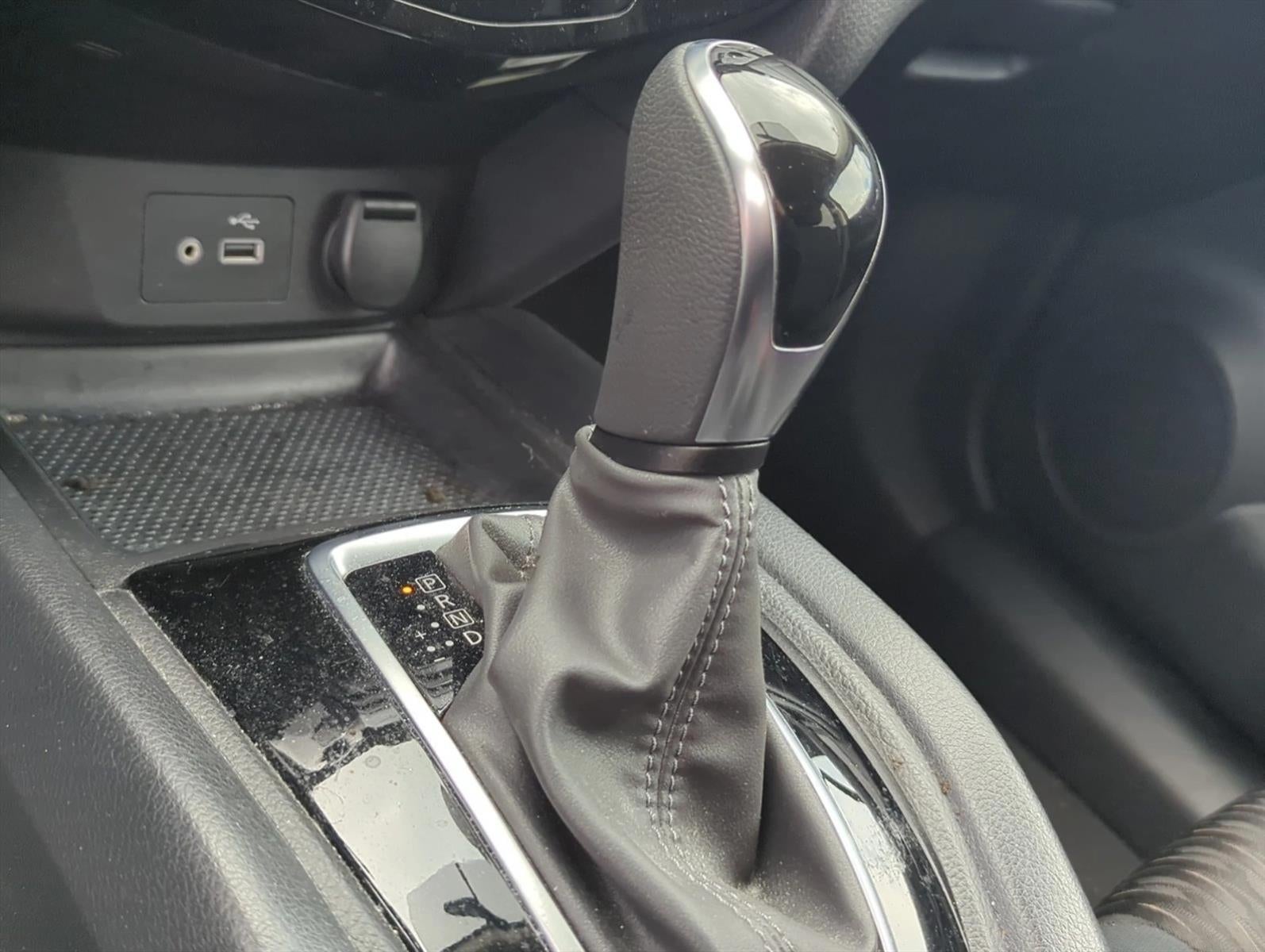 2018 Nissan Rogue FWD SV