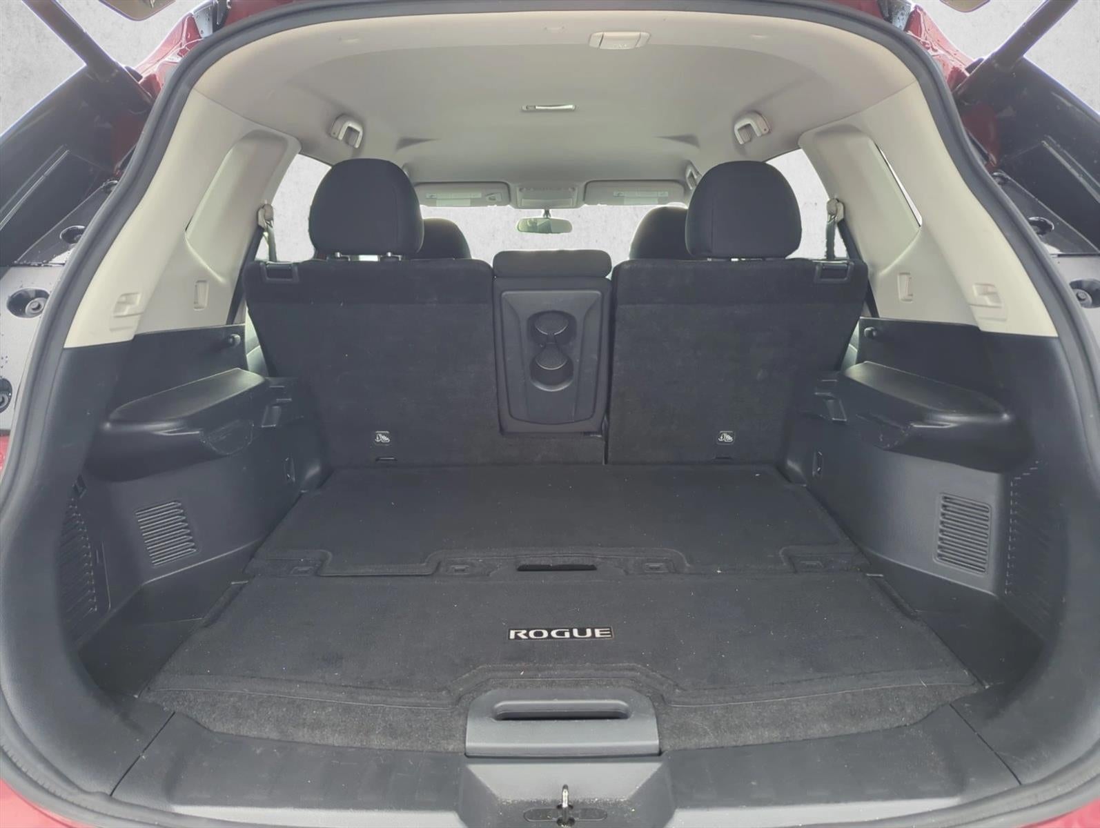2018 Nissan Rogue FWD SV