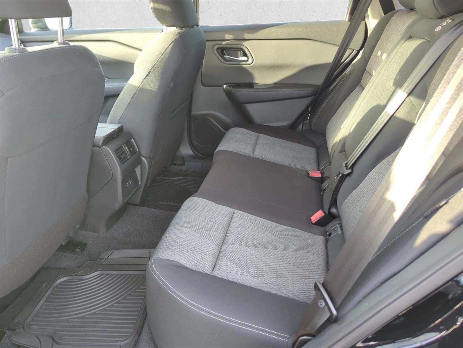 2026 Nissan Rogue 2026.5 FWD SV