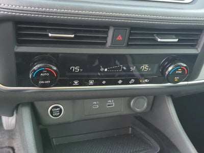 2023 Nissan Rogue FWD SV