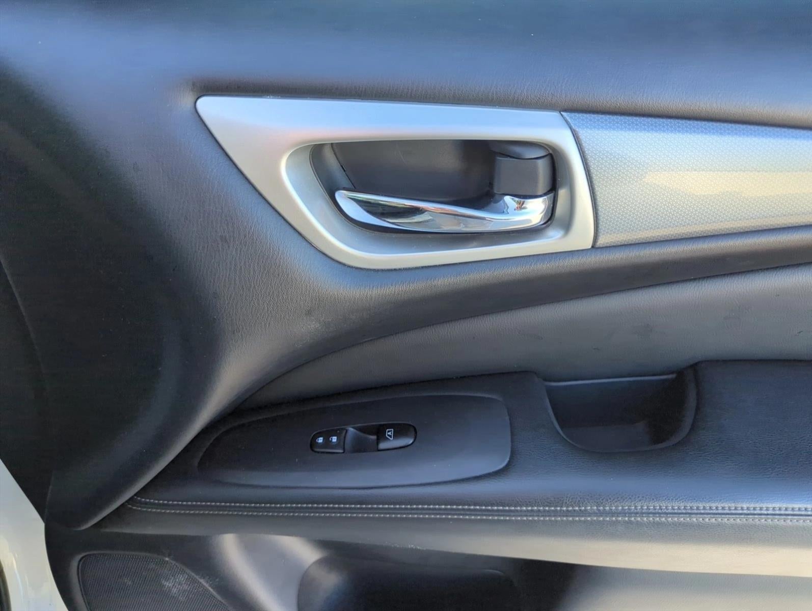 2018 Nissan Pathfinder 4x4 SL