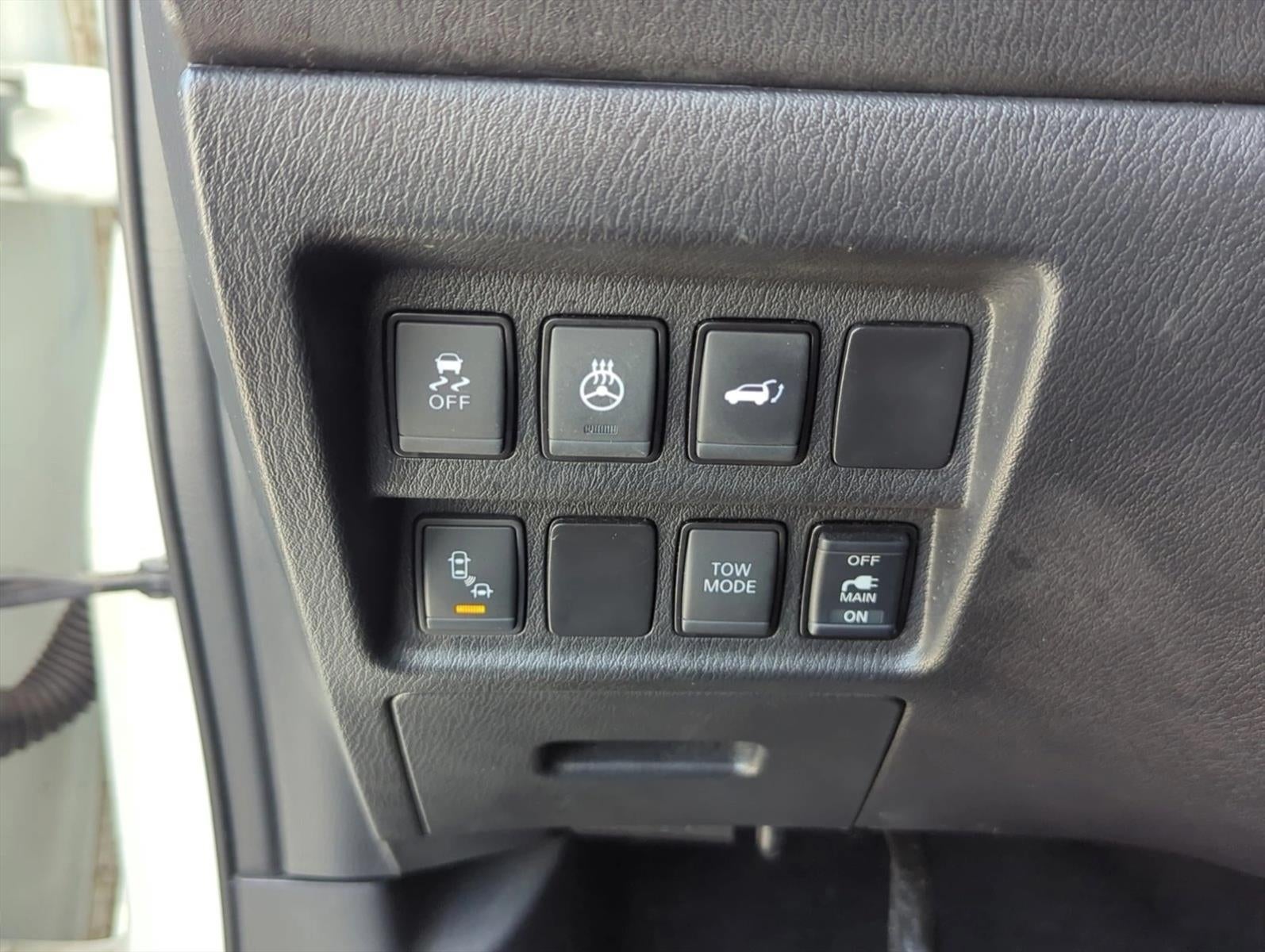 2018 Nissan Pathfinder FWD SL