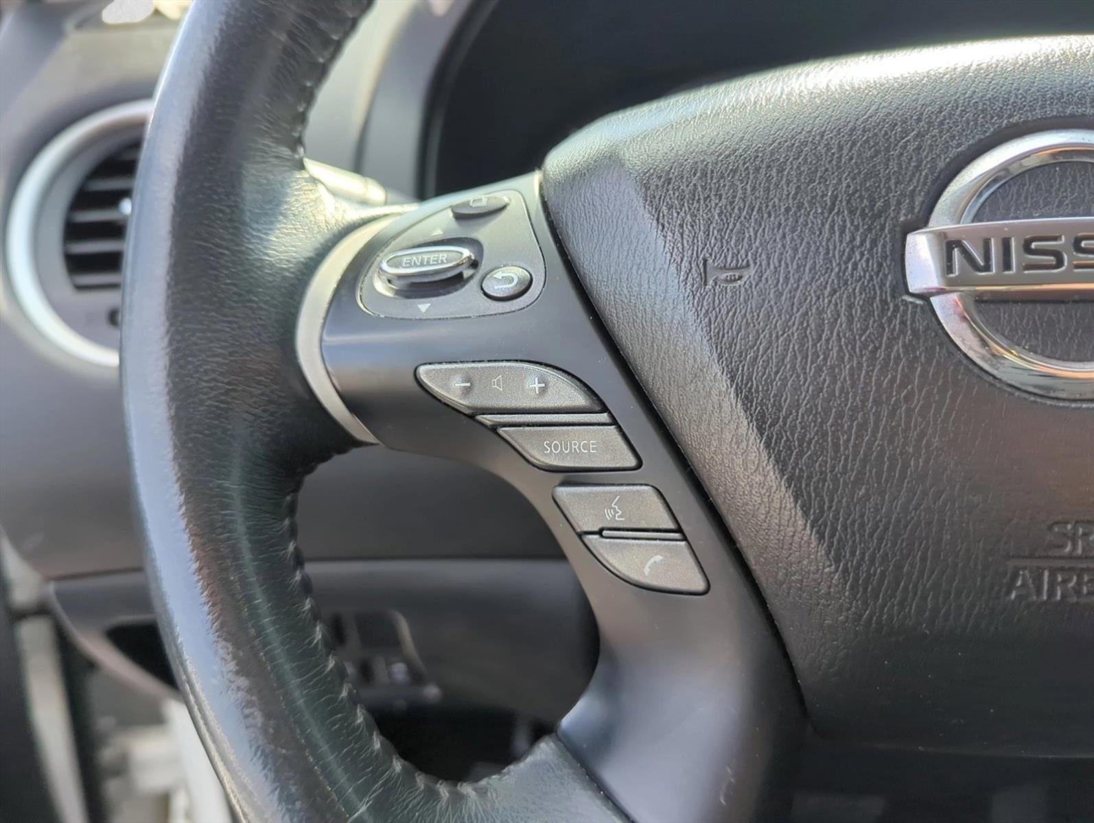 2018 Nissan Pathfinder FWD SL