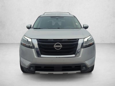 2022 Nissan Pathfinder SL 2WD