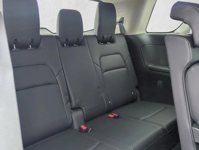 2022 Nissan Pathfinder SL 2WD