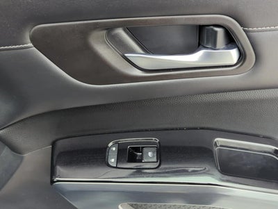 2022 Nissan Pathfinder SL 2WD