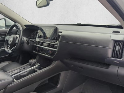 2022 Nissan Pathfinder SL 2WD