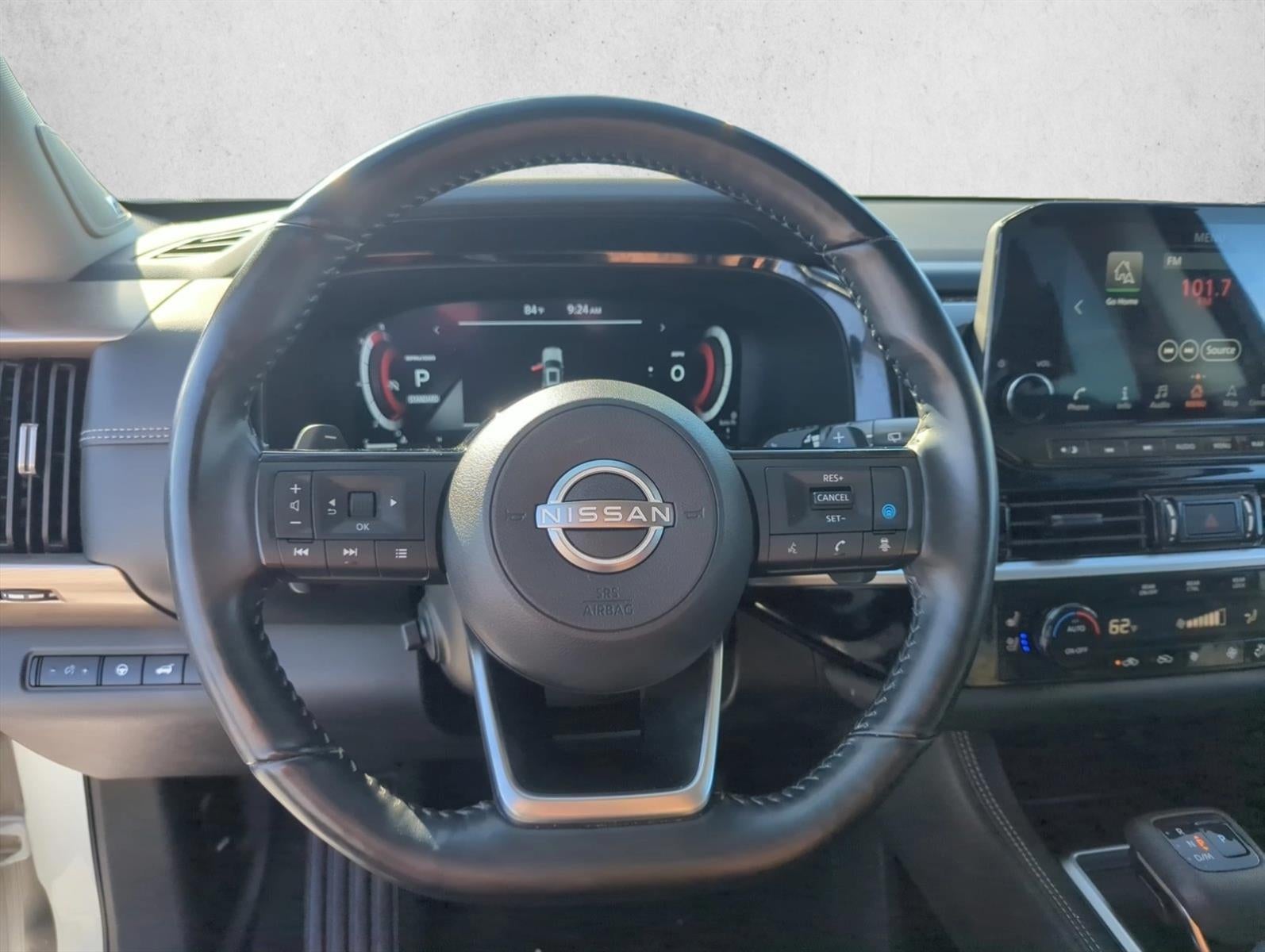 2024 Nissan Pathfinder Platinum 2WD