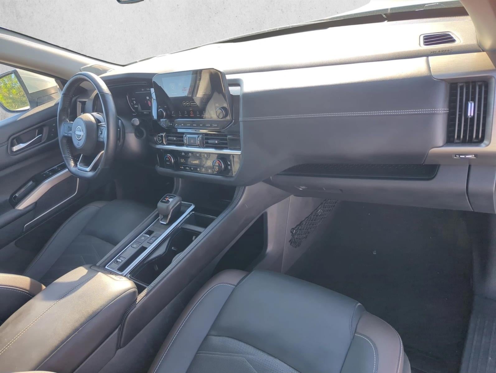 2024 Nissan Pathfinder Platinum 2WD
