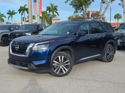 2025 Nissan Pathfinder Platinum 2WD
