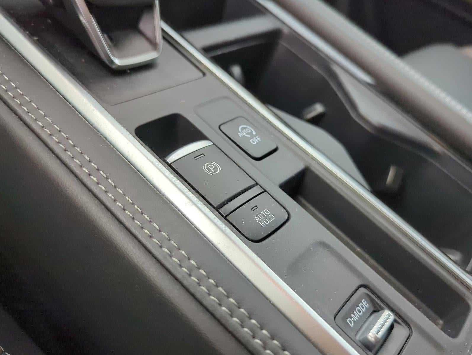 2025 Nissan Pathfinder Platinum 2WD