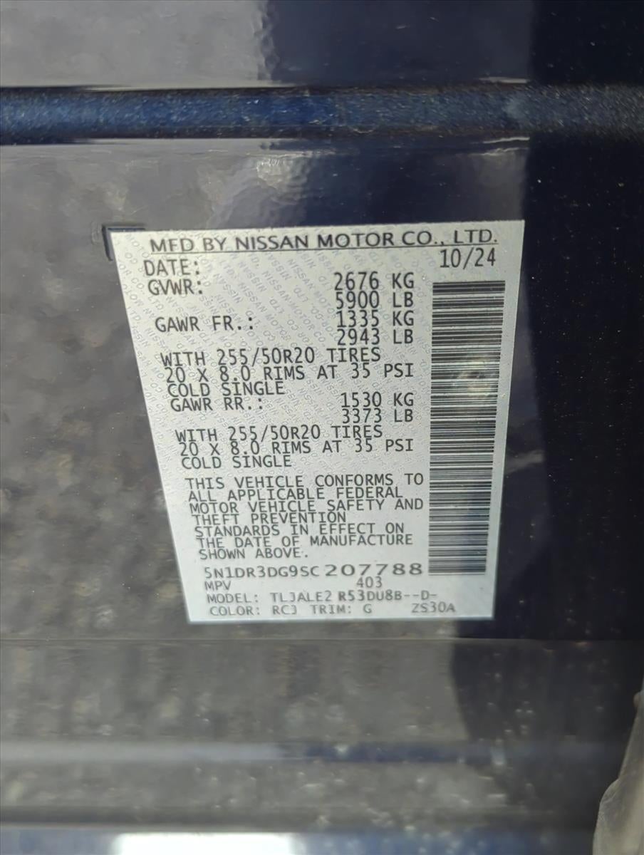 2025 Nissan Pathfinder Platinum 2WD