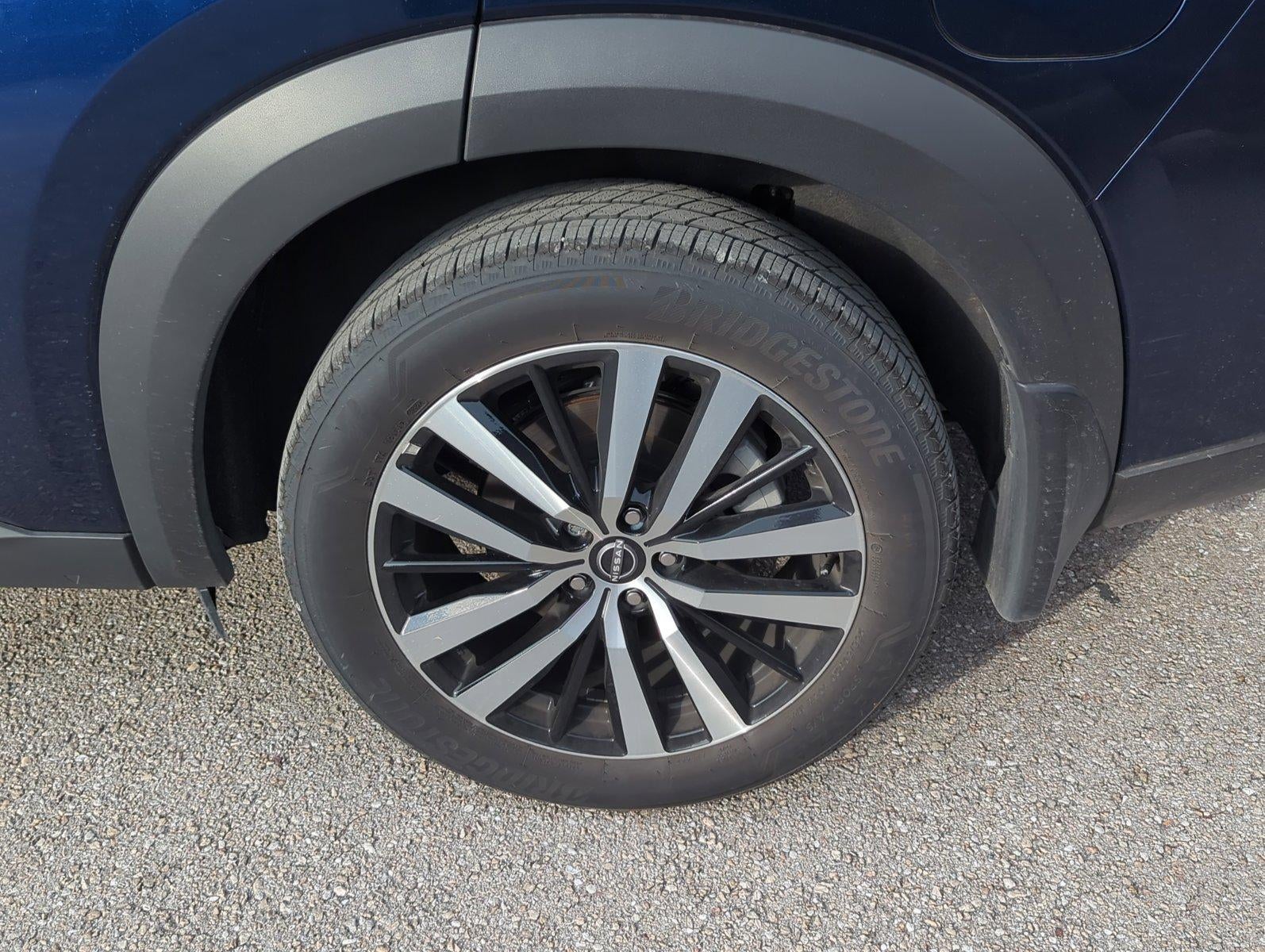 2025 Nissan Pathfinder Platinum 2WD