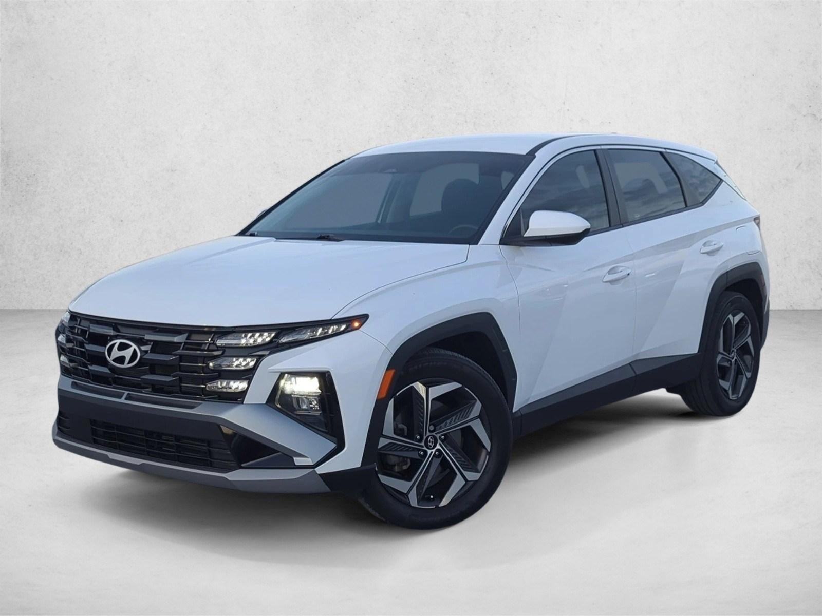 2025 Hyundai TUCSON SE FWD