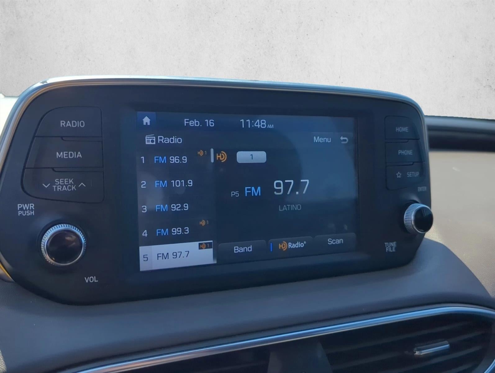 2020 Hyundai SANTA FE SEL 2.4L Auto FWD