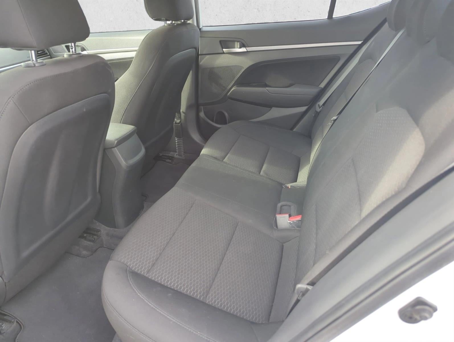 2019 Hyundai ELANTRA SEL Auto