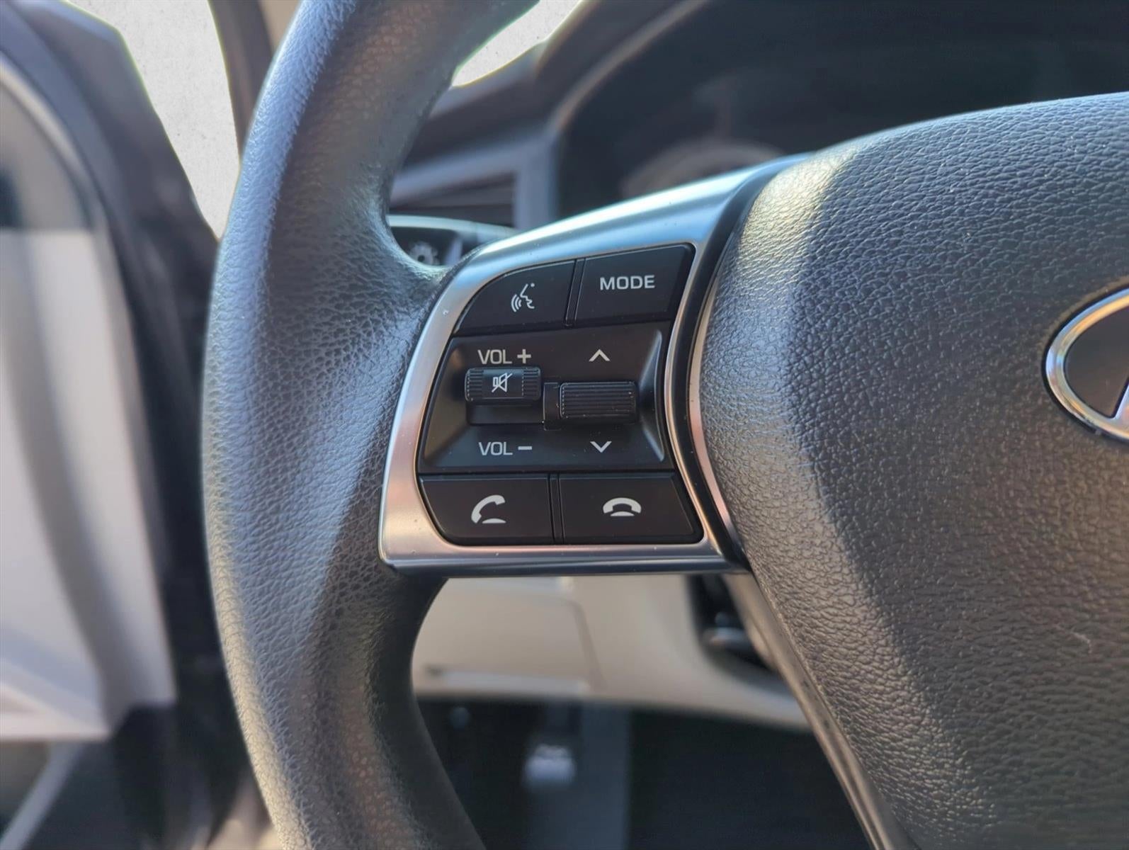 2018 Hyundai SONATA SE 2.4L