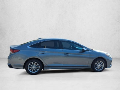2018 Hyundai SONATA SE 2.4L