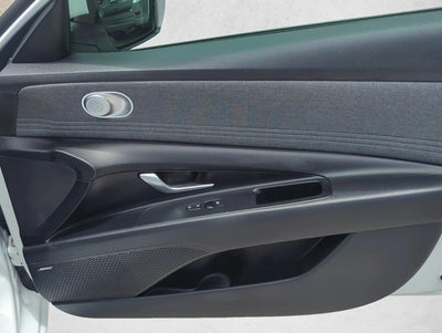 2021 Hyundai ELANTRA Limited IVT *Ltd Avail*
