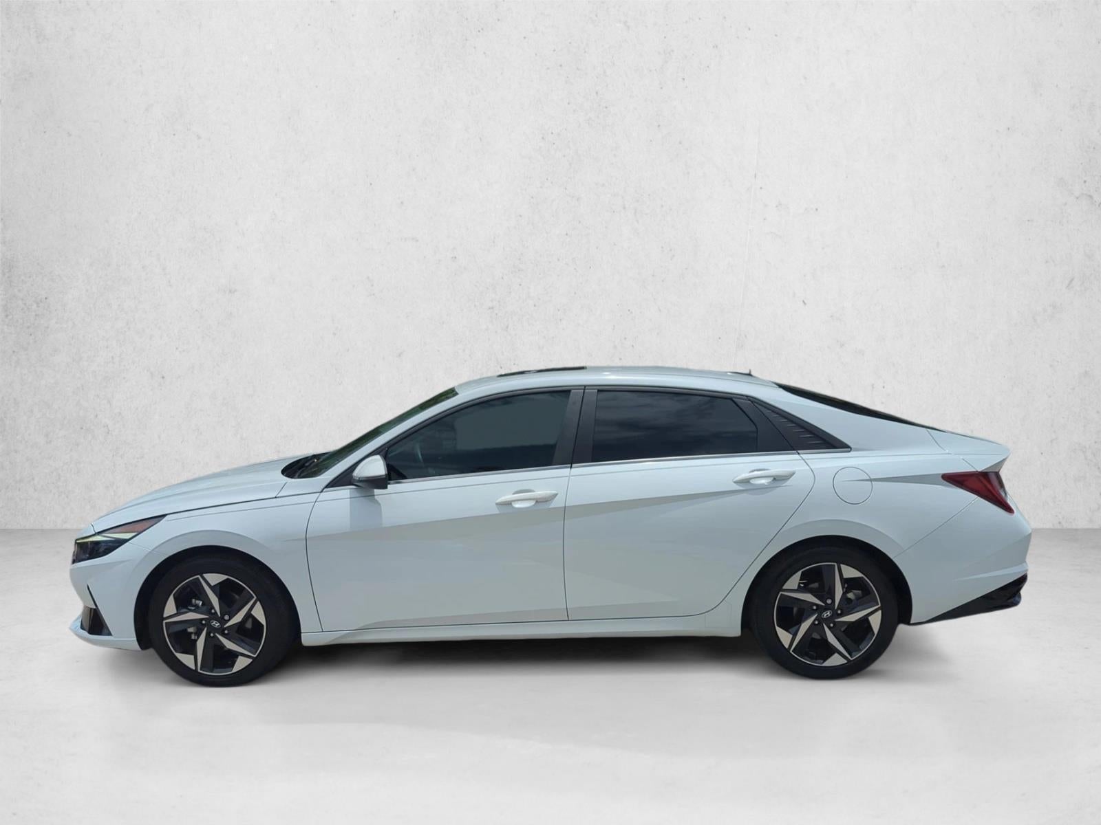 2021 Hyundai ELANTRA Limited IVT *Ltd Avail*