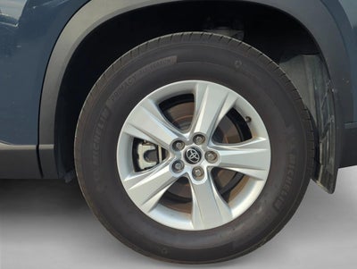 2025 Toyota Grand Highlander LE FWD (Natl)