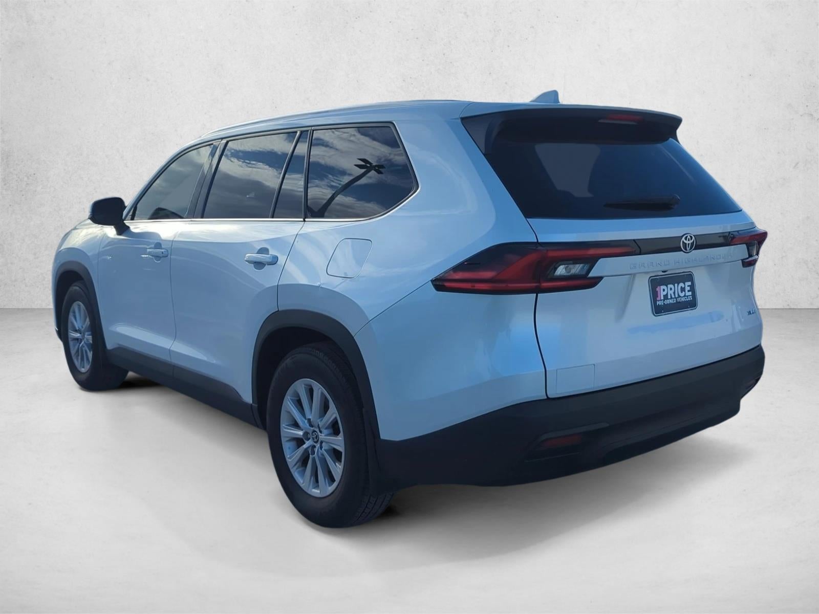 2025 Toyota Grand Highlander XLE FWD (Natl)
