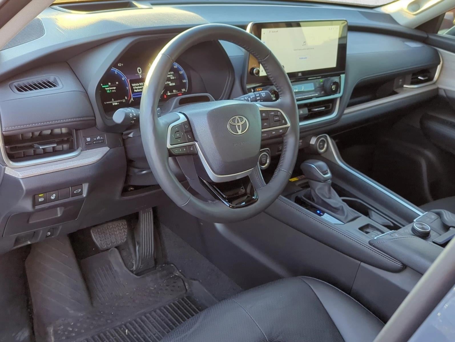 2025 Toyota Grand Highlander Platinum AWD (Natl)