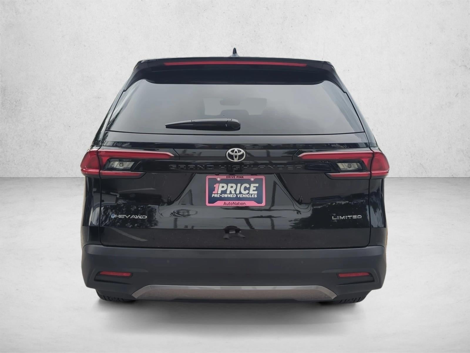 2025 Toyota Grand Highlander Hybrid Limited AWD (Natl)