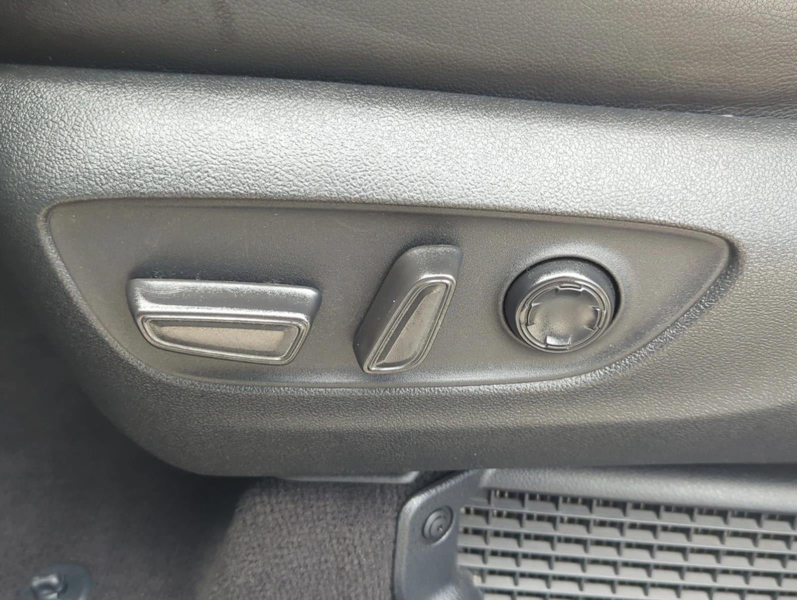 2023 Toyota Sienna XSE 25th Anniversary AWD 7-Passenger (Natl)