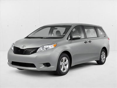 2013 Toyota Sienna 5dr 7-Pass Van V6 XLE AWD (Natl)