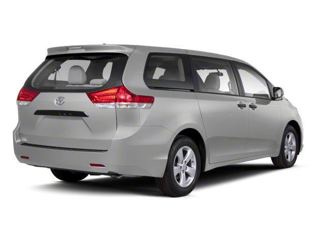 2013 Toyota Sienna 5dr 7-Pass Van V6 XLE AWD (Natl)