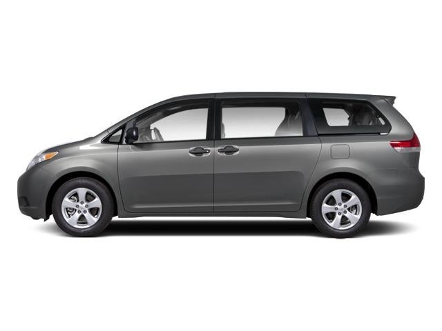 2013 Toyota Sienna 5dr 7-Pass Van V6 XLE AWD (Natl)