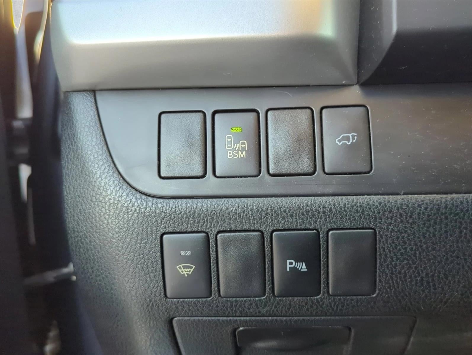 2014 Toyota Highlander AWD 4dr V6 Limited (SE)