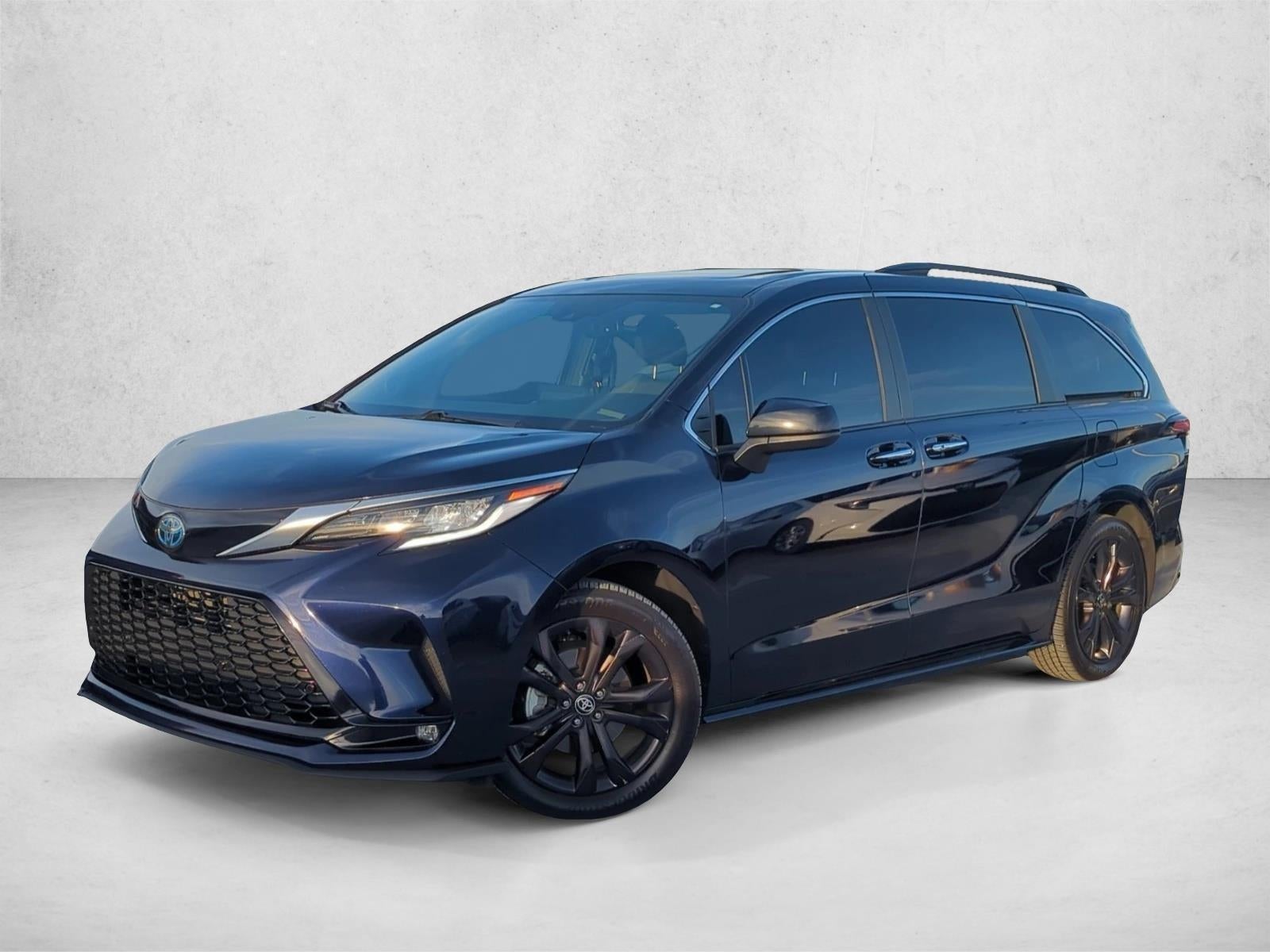 2023 Toyota Sienna XSE FWD 7-Passenger (Natl)